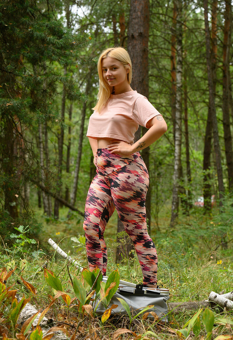 Юлия, 23 года, 0 размер груди